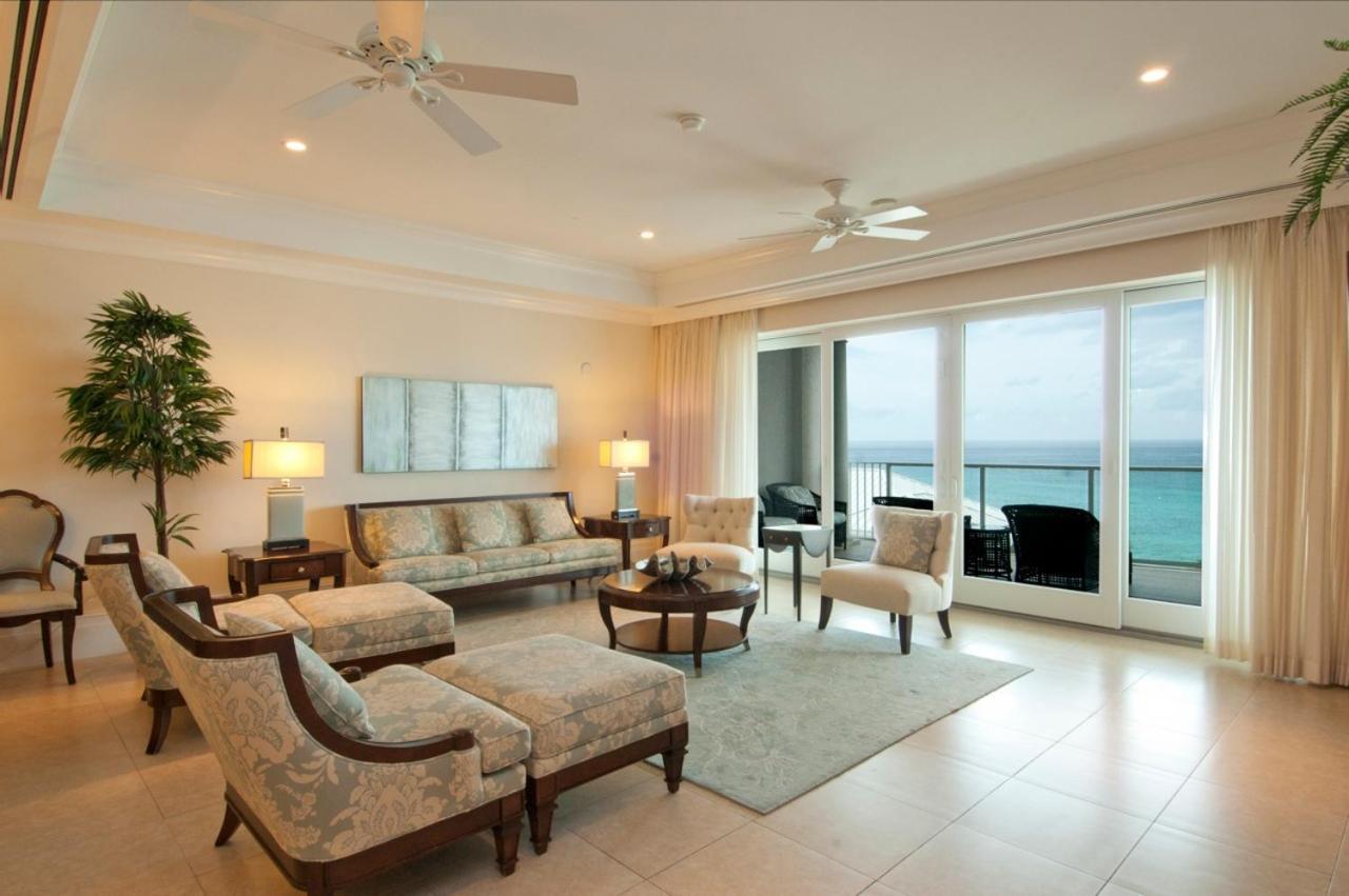 Caribbean Club Boutique Hotel, Grand Cayman Dog City Exterior foto